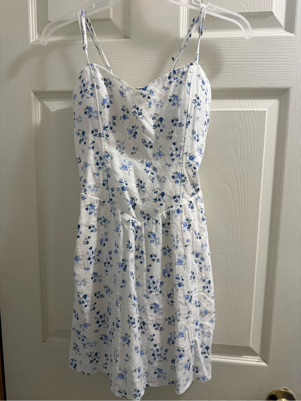 Hollister White Dress with Blue Floral Print, size small
